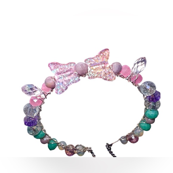 Hand wired bracelet with Czech Glass Butterflies and multiple crystal beads. - Picture 4 of 9
